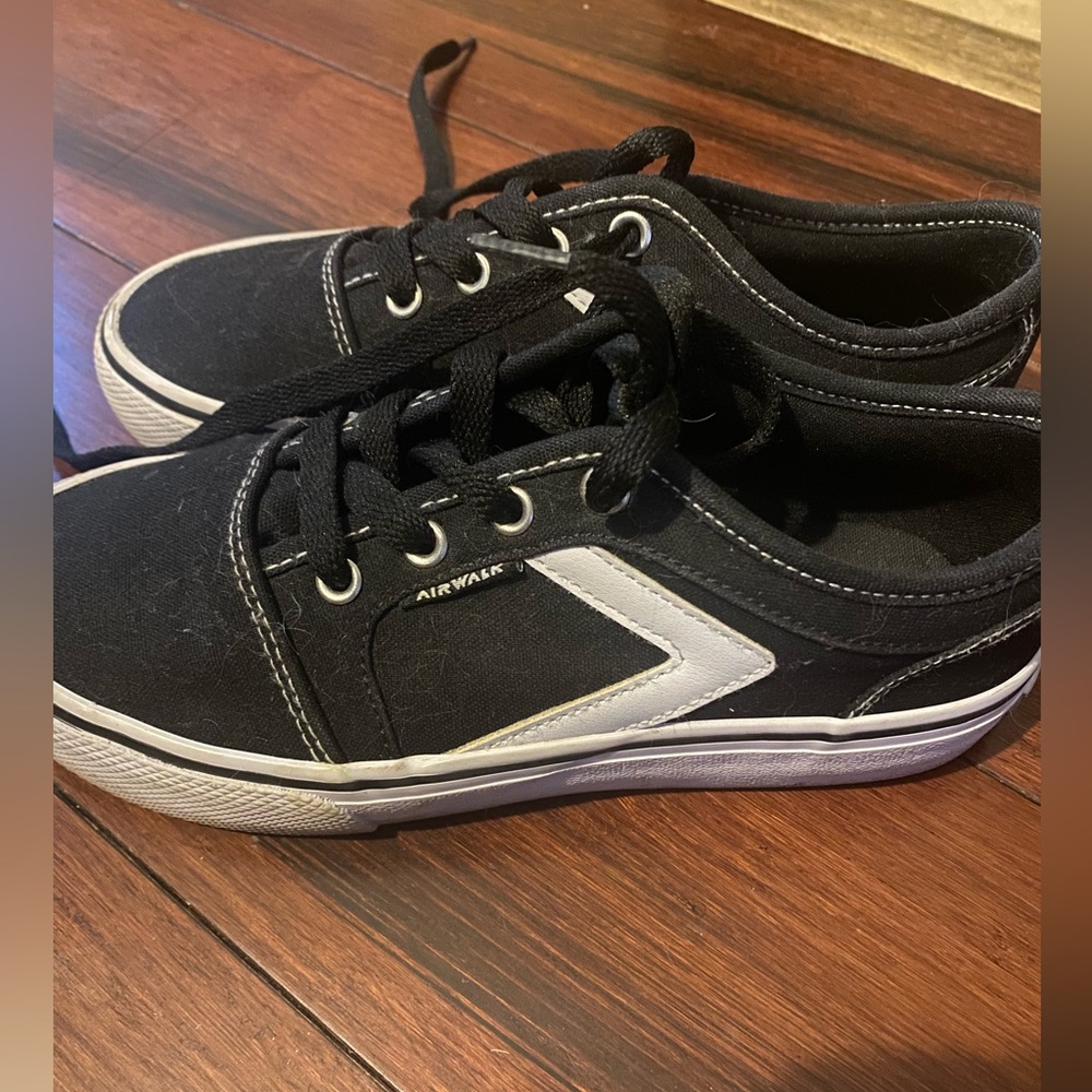 Airwalks. Size 2.